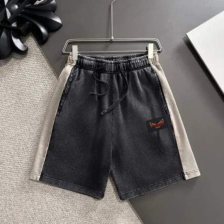 フェンディ ショートパンツ