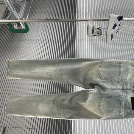 フェラガモ ジーンズ