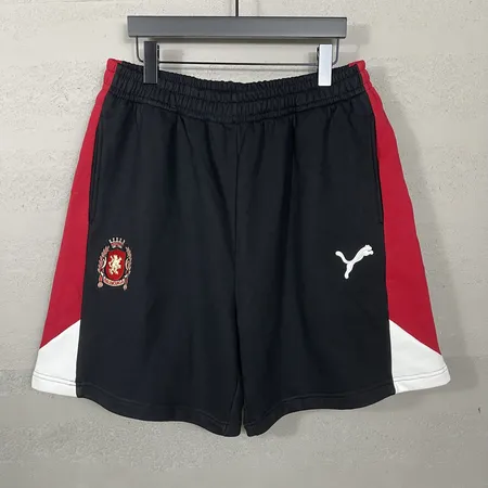 バレンシアガ ショートパンツ