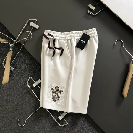 フェンディ ショートパンツ