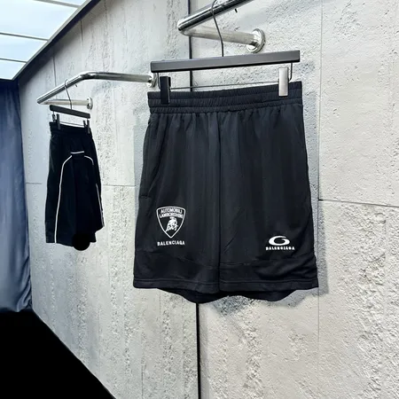 セリーヌ ショートパンツ