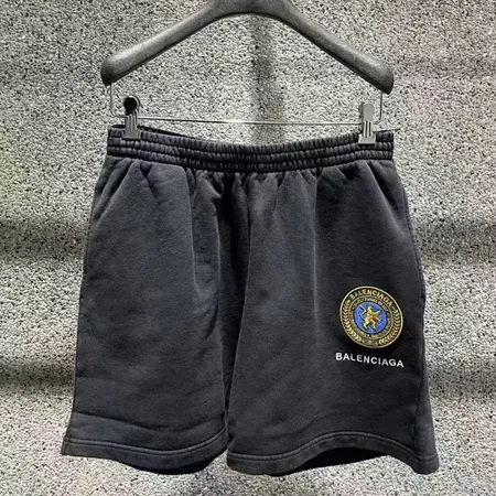 バレンシアガ ショートパンツ
