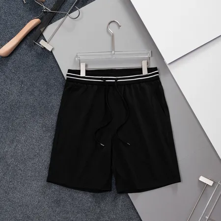 プラダ ショートパンツ