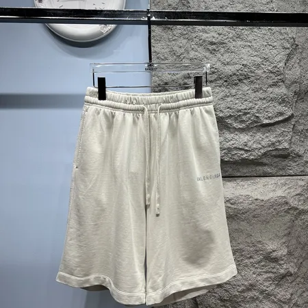 バレンシアガ ショートパンツ