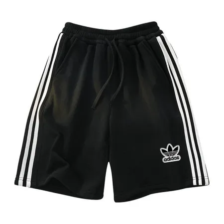 アディダス ショートパンツ