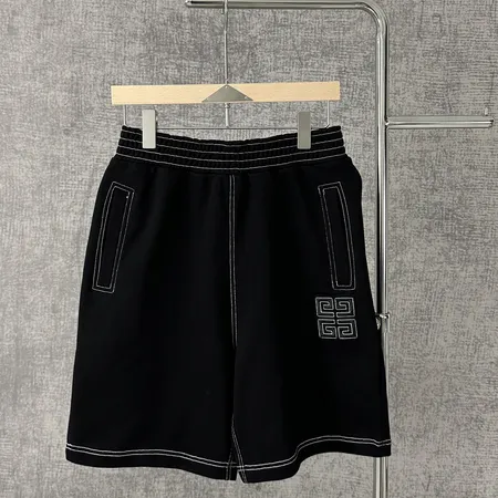 ジバンシィ ショートパンツ