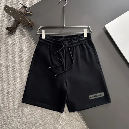 バレンシアガ ショートパンツ