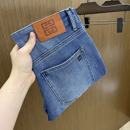 ジバンシィ ジーンズ