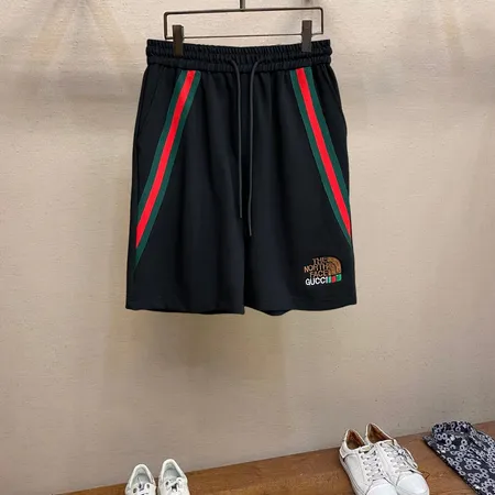 グッチ ショートパンツ