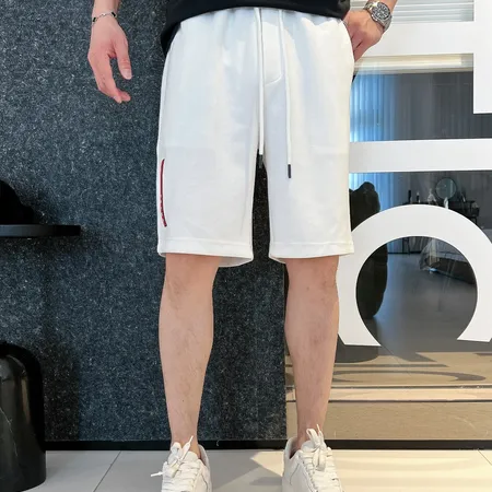 プラダ ショートパンツ