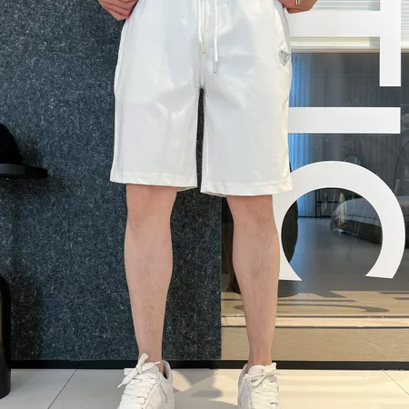 プラダ ショートパンツ