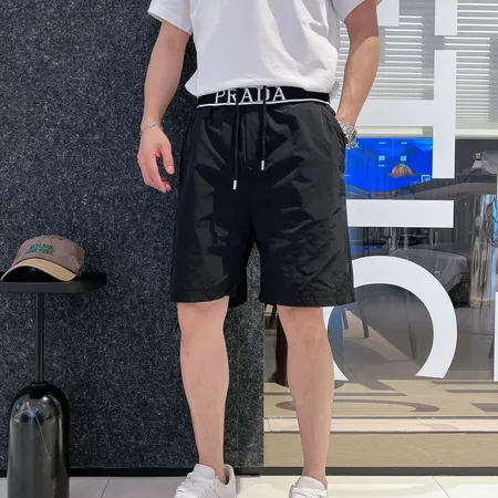 プラダ ショートパンツ