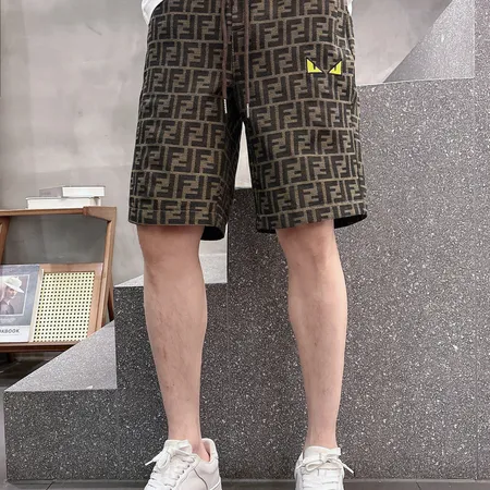 フェンディ ショートパンツ