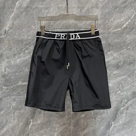 プラダ ショートパンツ