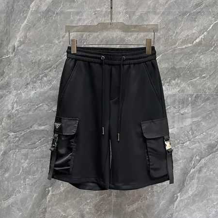 プラダ ショートパンツ