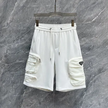 プラダ ショートパンツ