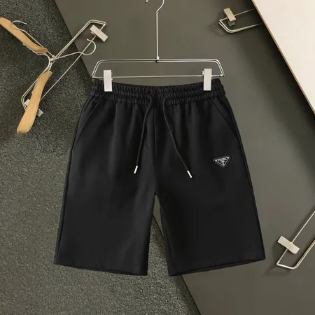 プラダ ショートパンツ