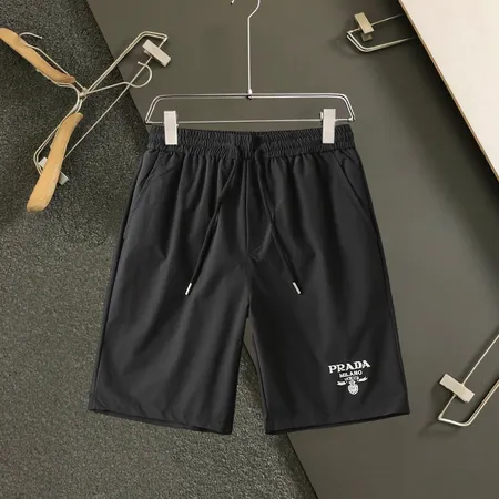 プラダ ショートパンツ