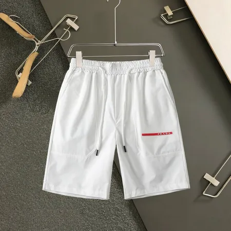 プラダ ショートパンツ