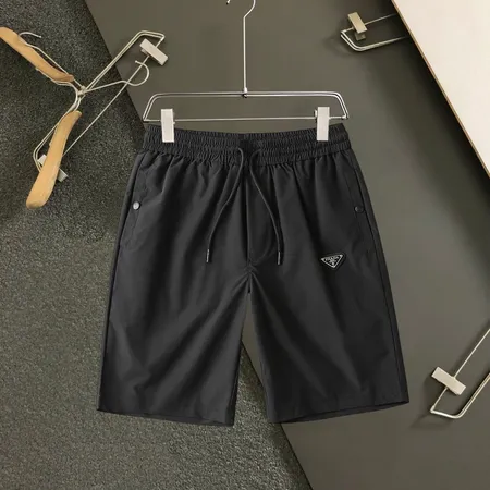 プラダ ショートパンツ