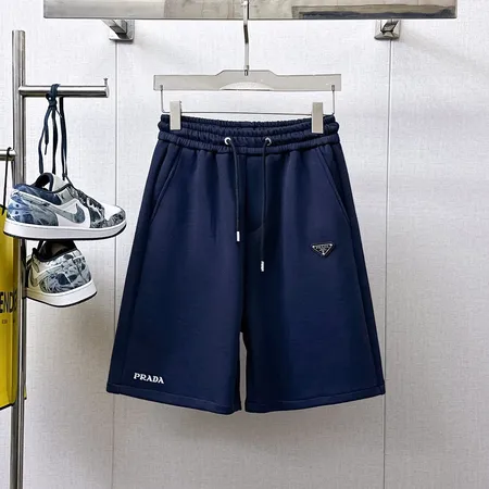 プラダ ショートパンツ