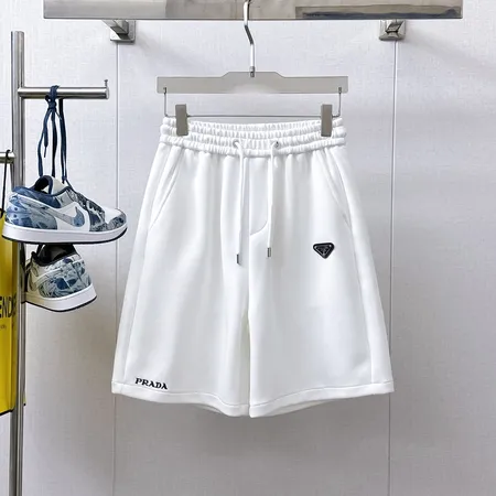 プラダ ショートパンツ