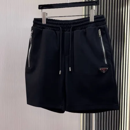 プラダ ショートパンツ