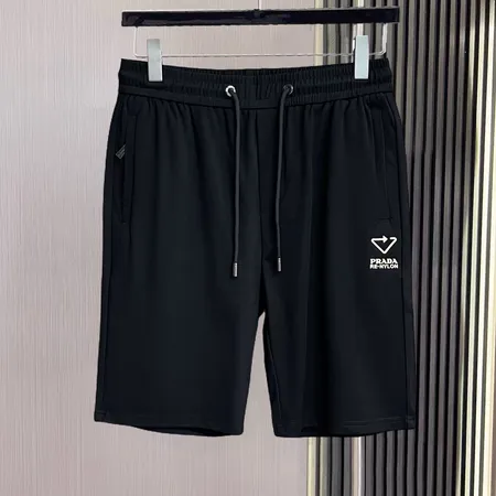 プラダ ショートパンツ