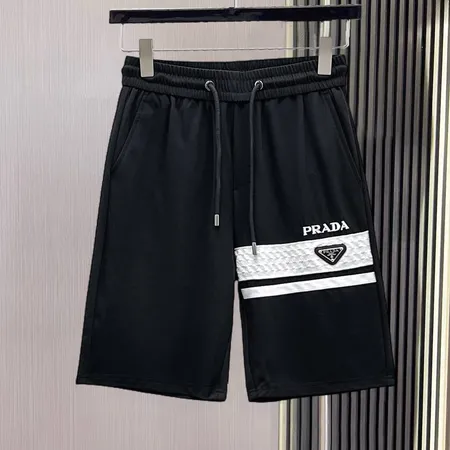 プラダ ショートパンツ