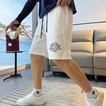 バレンシアガ ショートパンツ