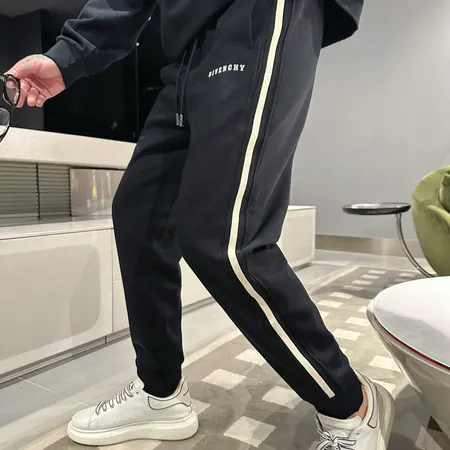 ジバンシィ カジュアルパンツ