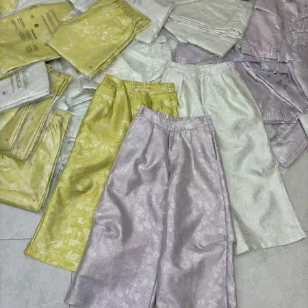 ロジェ・デュブイ ジーンズ