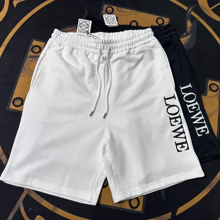 ロエベ ショートパンツ