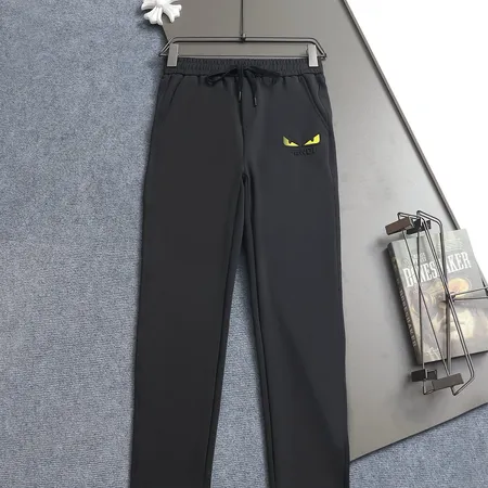 フェンディ カジュアルパンツ