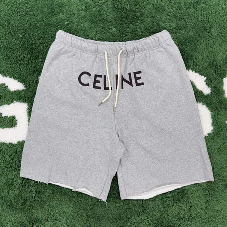 セリーヌ ショートパンツ
