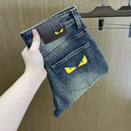 フェンディ ジーンズ