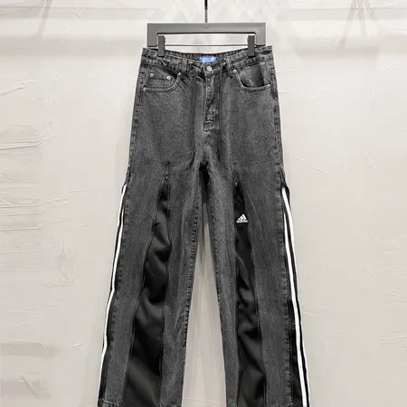 アディダス ジーンズ