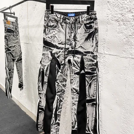 アディダス ジーンズ