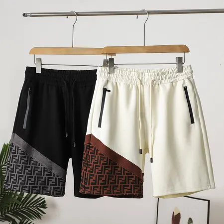 ヴェルサーチ ショートパンツ