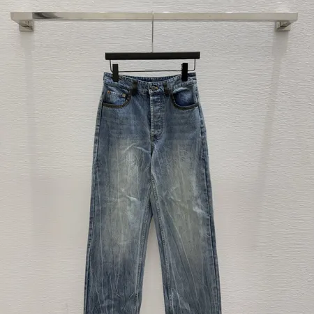 フェラガモ ジーンズ