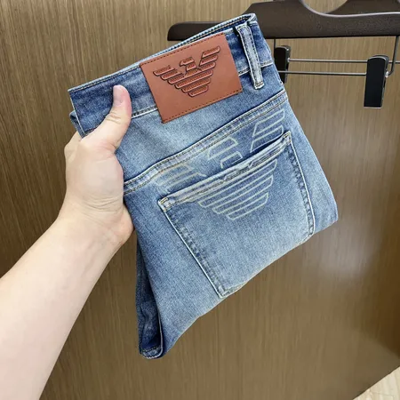 アルマーニ ジーンズ