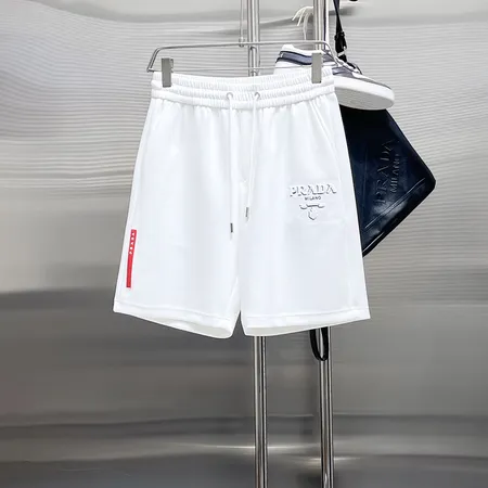 プラダ ショートパンツ