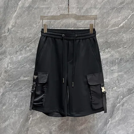 プラダ ショートパンツ