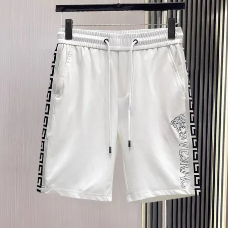 ヴェルサーチ ショートパンツ