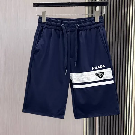 プラダ ショートパンツ