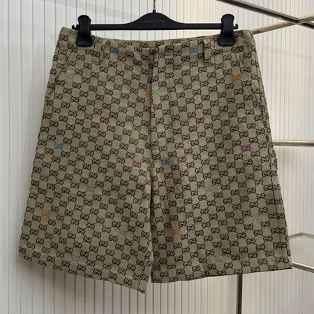 グッチ ショートパンツ