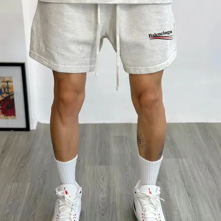 セリーヌ ショートパンツ