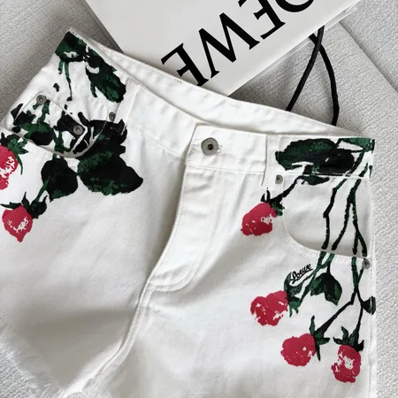 ロエベ ショートパンツ