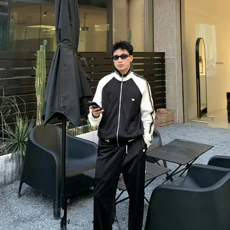 セリーヌ カジュアルパンツ