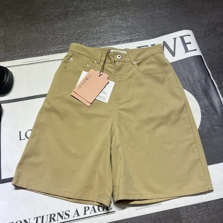 ミュウミュウ ショートパンツ